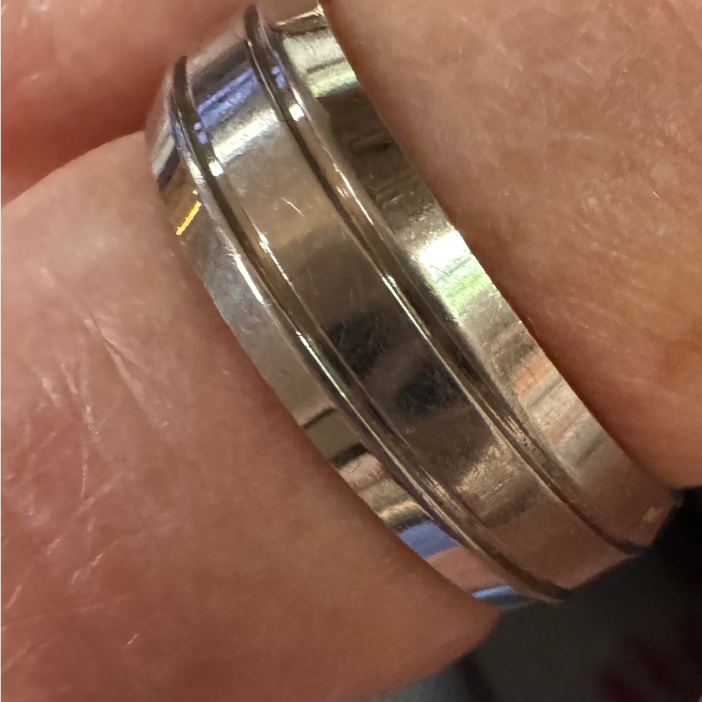TITANIUM Ring Sz 10 Jewelry Shiny Men’s UNISEX Sz 10 Wedding Engage Make Offer - Picture 8 of 9